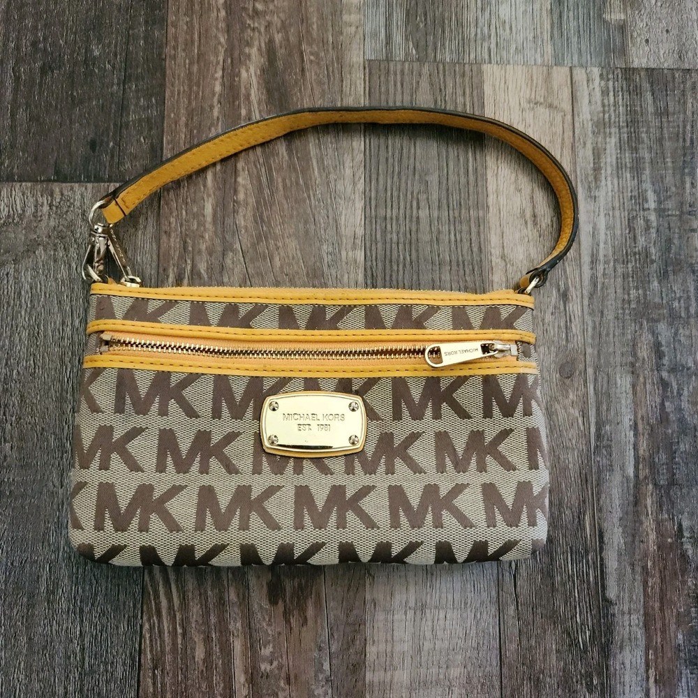 Michael Kors Beige Mustard Coated Canvas Purse Clutch‎ Wristlet